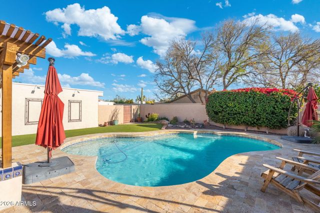 2011 E LOMA VISTA Drive, Tempe, AZ 85282