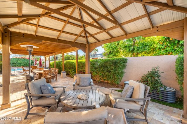 2011 E LOMA VISTA Drive, Tempe, AZ 85282