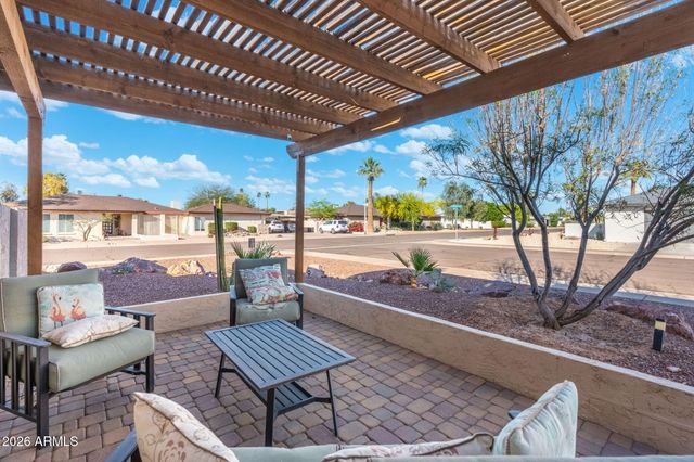 2011 E LOMA VISTA Drive, Tempe, AZ 85282