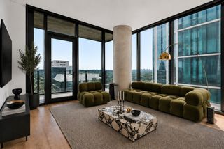 610 Davis ST 1805, Austin, TX 78701