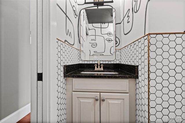 4418 Connecticut Street, St Louis, MO 63116