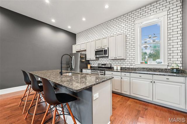 4418 Connecticut Street, St Louis, MO 63116