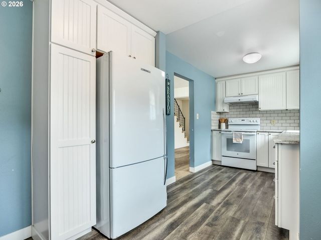 560 S Downing St, Seaside, OR 97138