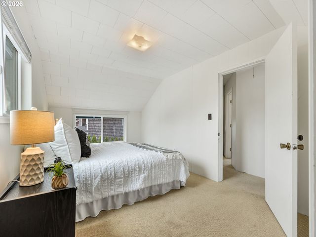 560 S Downing St, Seaside, OR 97138
