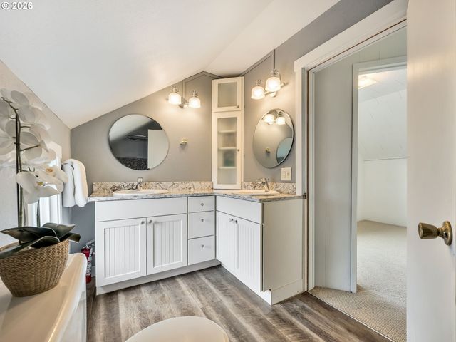 560 S Downing St, Seaside, OR 97138