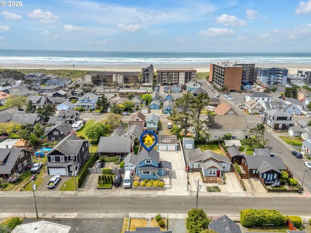 560 S Downing St, Seaside, OR 97138