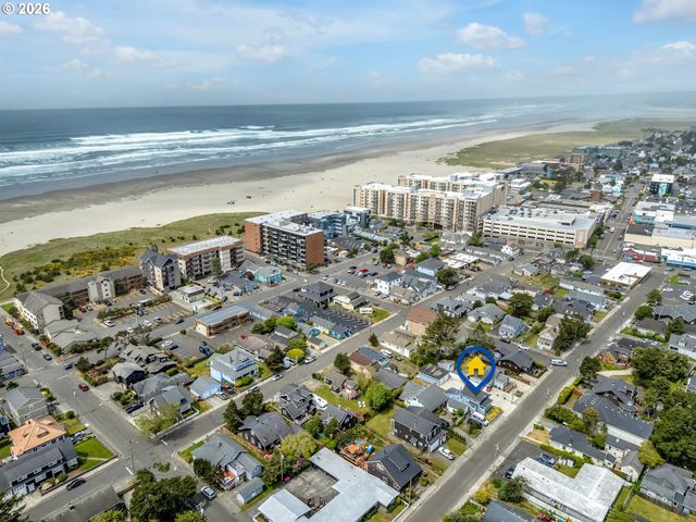 560 S Downing St, Seaside, OR 97138