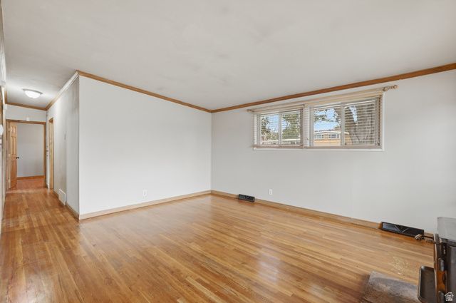 1531 W OLIVE ST, Taylorsville, UT 84123