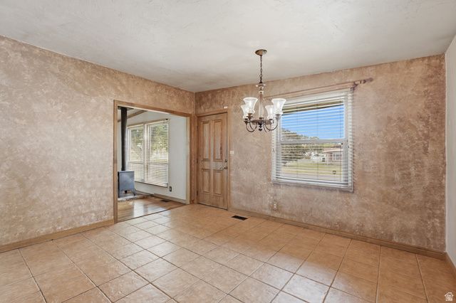 1531 W OLIVE ST, Taylorsville, UT 84123