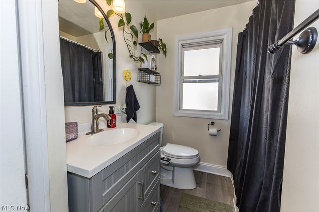 3303 Liggett Drive, Parma, OH 44134