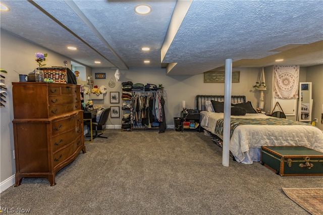 3303 Liggett Drive, Parma, OH 44134