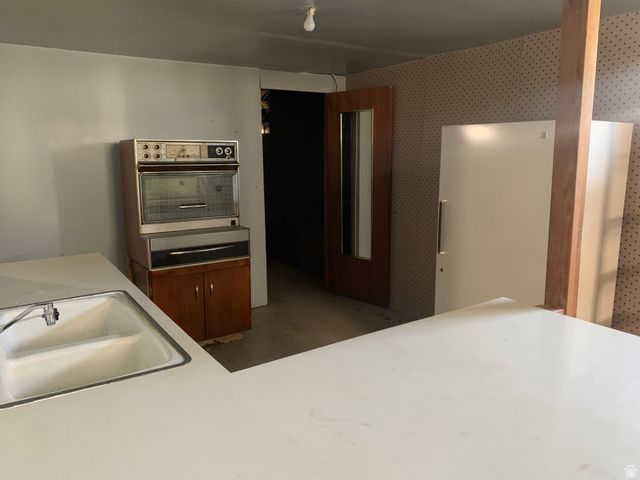 5135 S 1000 E, Murray, UT 84117