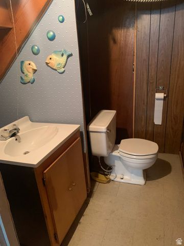 5135 S 1000 E, Murray, UT 84117