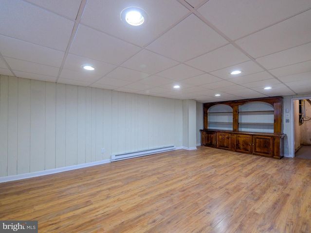 520 RIVELY AVE, Glenolden, PA 19036