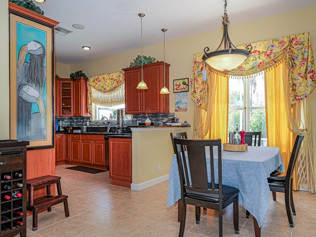 1155 SW 18th St Street SW, Vero Beach, FL 32962