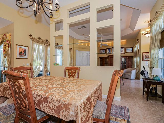 1155 SW 18th St Street SW, Vero Beach, FL 32962