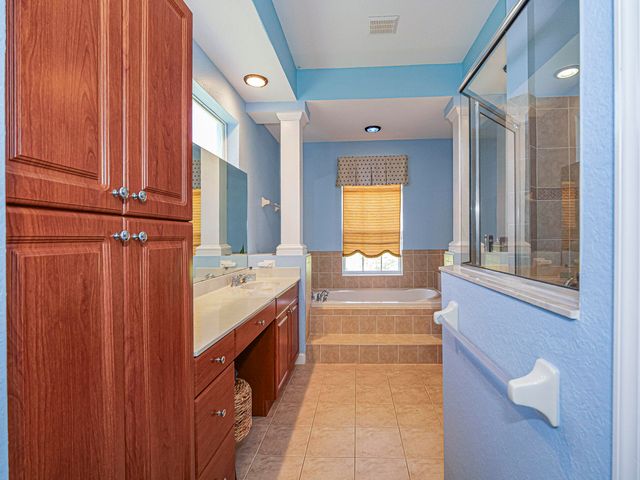1155 SW 18th St Street SW, Vero Beach, FL 32962