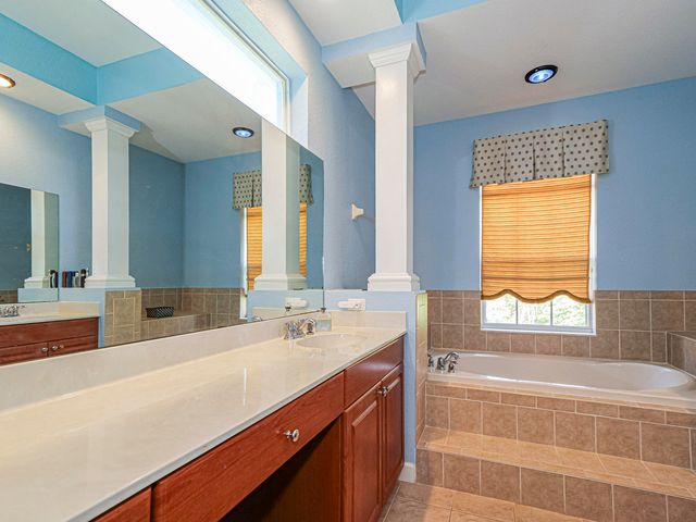 1155 SW 18th St Street SW, Vero Beach, FL 32962
