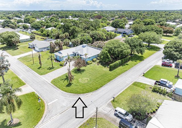 1155 SW 18th St Street SW, Vero Beach, FL 32962