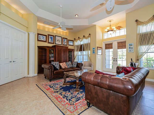 1155 SW 18th St Street SW, Vero Beach, FL 32962