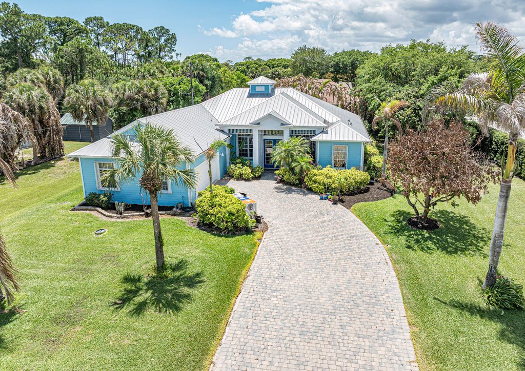 1155 SW 18th St Street SW, Vero Beach, FL 32962