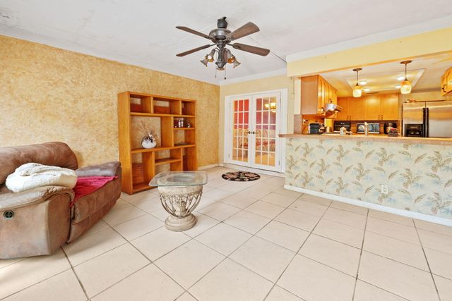 10805 NW 40th Street, Coral Springs, FL 33065