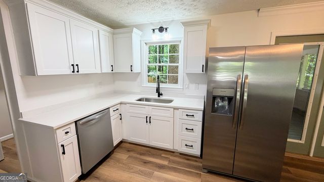 66 Fox Drive, Dallas, GA 30157