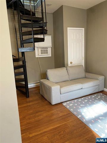 252 Degraw Avenue, Teaneck, NJ 07666