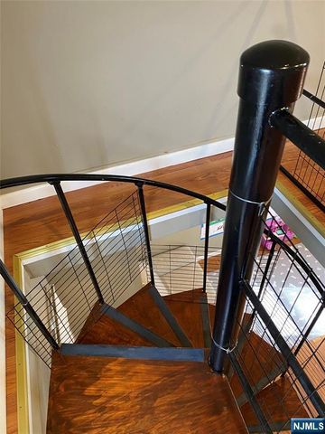 252 Degraw Avenue, Teaneck, NJ 07666