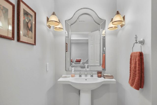 209 Bouquet Canyon Drive, Palm Desert, CA 92211