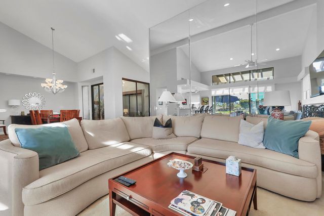 209 Bouquet Canyon Drive, Palm Desert, CA 92211