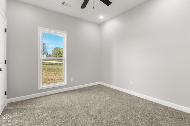 28 Sisney Drive, Ash Flat, AR 72513