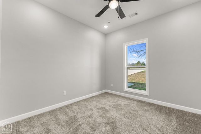 28 Sisney Drive, Ash Flat, AR 72513