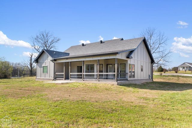 28 Sisney Drive, Ash Flat, AR 72513