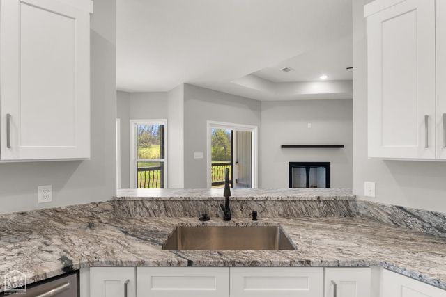 28 Sisney Drive, Ash Flat, AR 72513