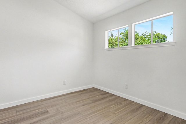 3009 Rust Avenue, Texas City, TX 77590
