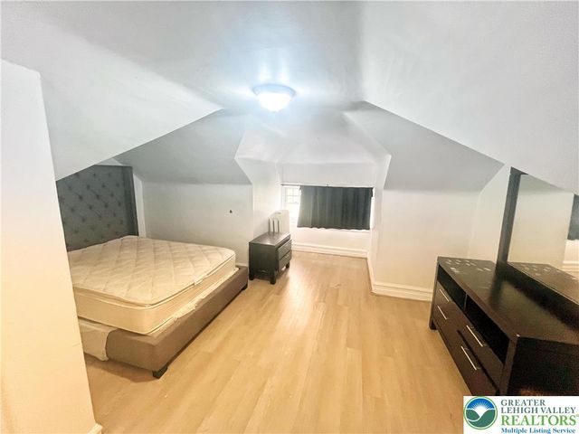 1831 Hamilton, Allentown City, PA 18104
