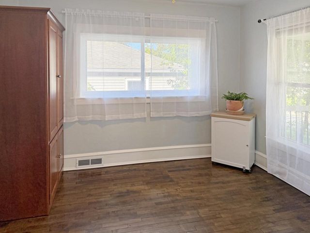 713 S MASON STREET, Appleton, WI 54914