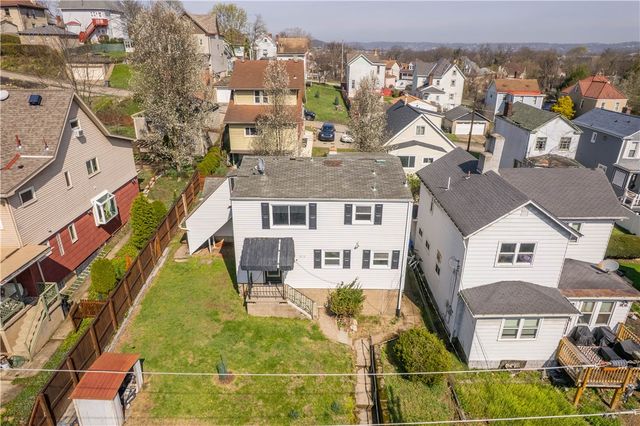 912 Hillsboro St, Sheraden, PA 15204