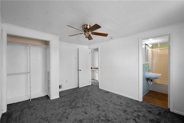912 Hillsboro St, Sheraden, PA 15204