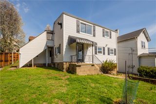 912 Hillsboro St, Sheraden, PA 15204