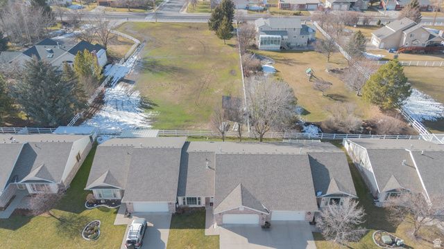 289 N MOUNTAIN VIEW LN, Providence, UT 84332