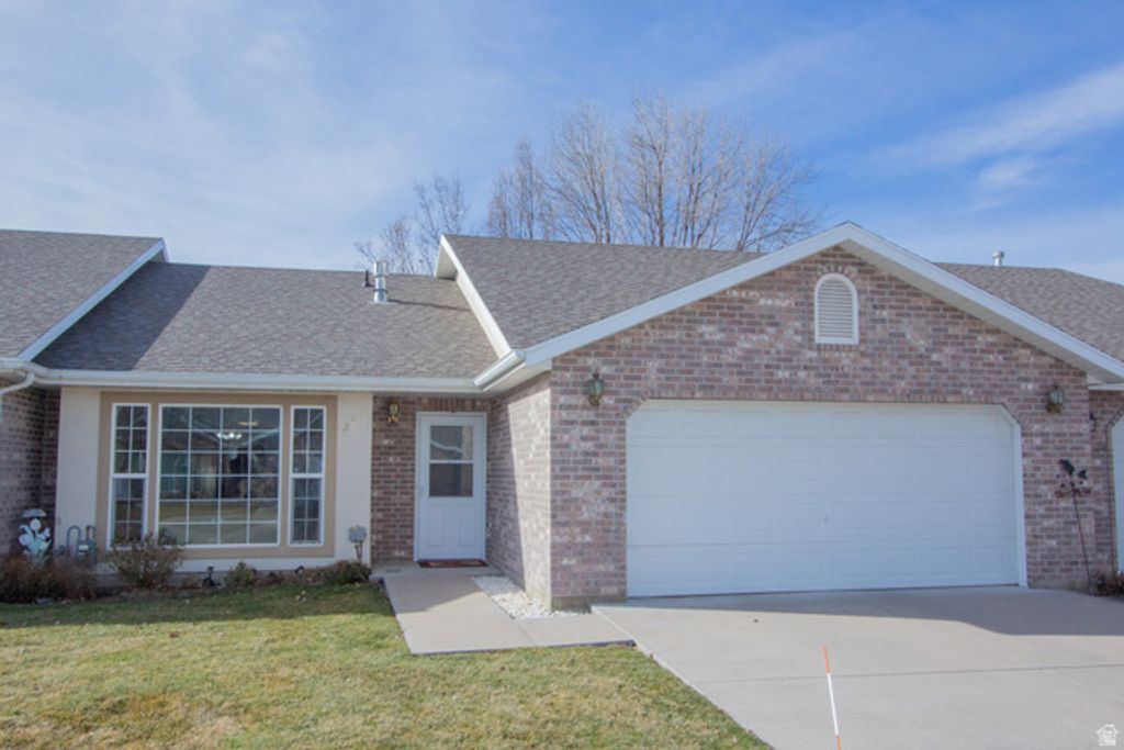 289 N MOUNTAIN VIEW LN, Providence, UT 84332