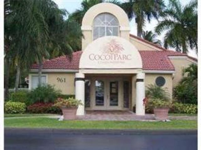 801 Lyons Road 19-204, Coconut Creek, FL 33063