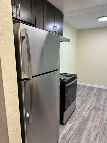 26088 Kay Ave 318, Hayward, CA 94545