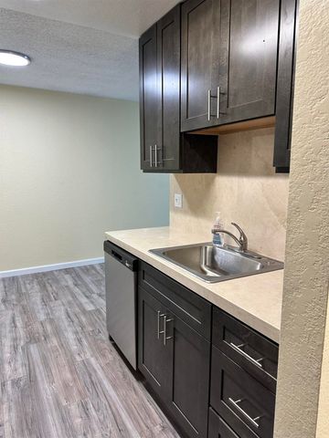 26088 Kay Ave 318, Hayward, CA 94545