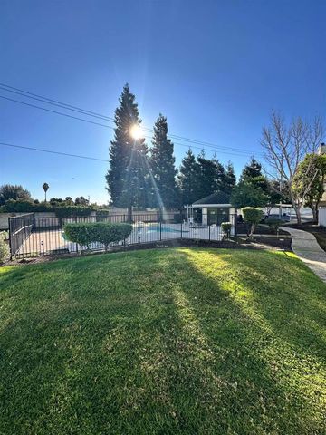 26088 Kay Ave 318, Hayward, CA 94545
