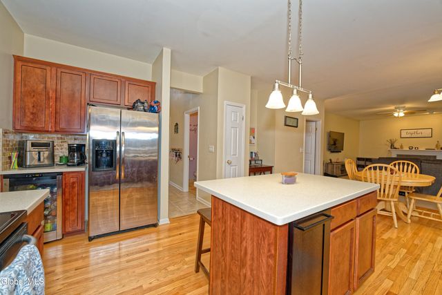 8 Jordan Lane, Glenville, NY 12302