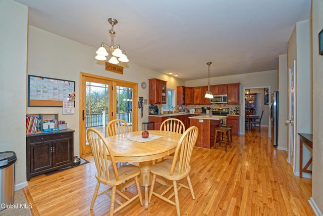 8 Jordan Lane, Glenville, NY 12302