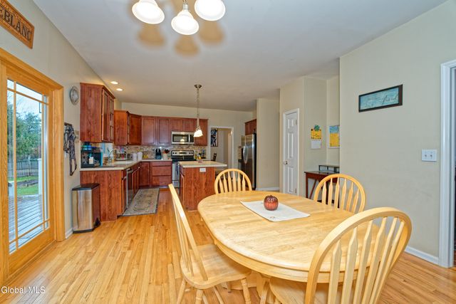 8 Jordan Lane, Glenville, NY 12302